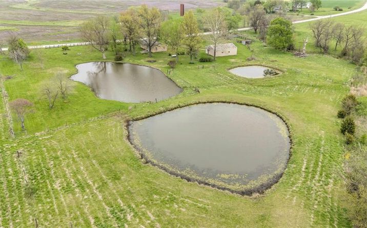 3746 Reno Road, Ottawa, KS 66067 | Crexi.com