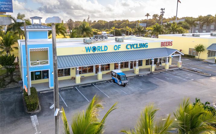 Pictures of Retail property located at BICYCLE STORE & SHOP, Florida City, FL 33034 for sales - image #1