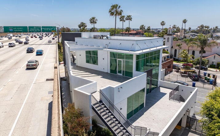 Pictures of Office property located at 11259 West Washington Blvd, Culver City, CA 90230 for sales - image #1