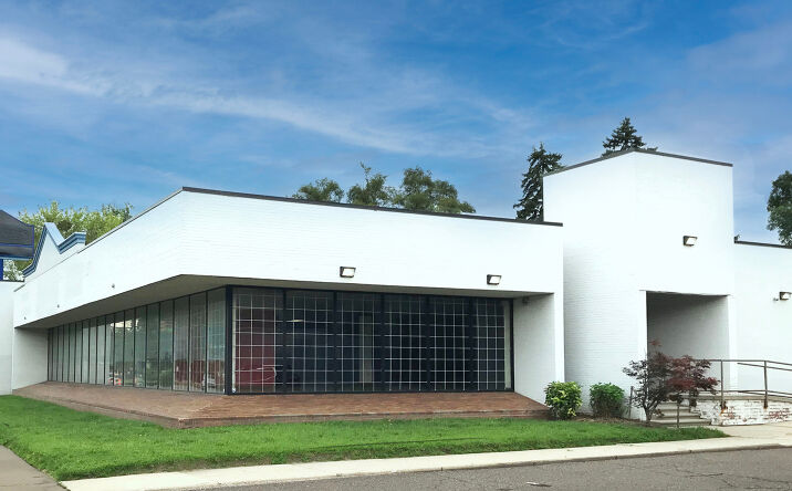 Pictures of Retail property located at 25001 Eight Mile W, Redford Twp, MI 48240 for sales - image #1