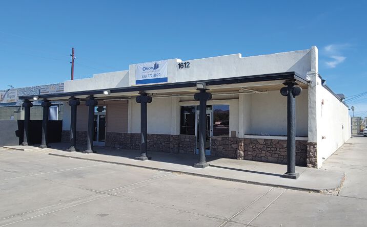 Pictures of Industrial, Retail property located at 1612 E Southern Ave, Phoenix, AZ 85040 for sales - image #1