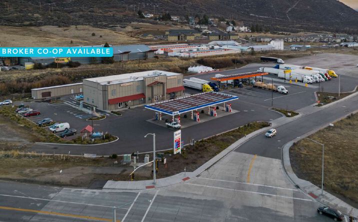 Pictures of Retail property located at 787 Montague Rd, Yreka, CA 96097 for sales - image #1