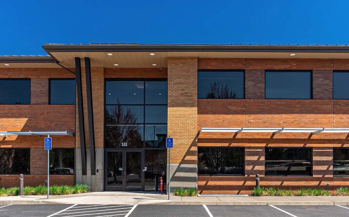 Pictures of Office property located at 123 SW Columbia St, Bend, OR 97702 for sales - image #1