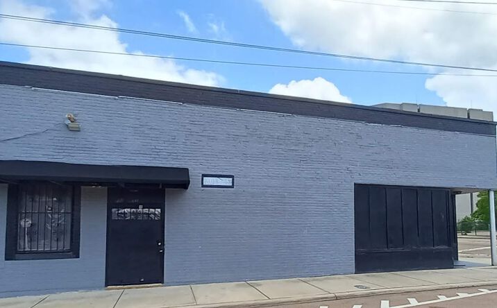 Pictures of Retail property located at 200 N Mill St, Jackson, MS 39201 for sales - image #1