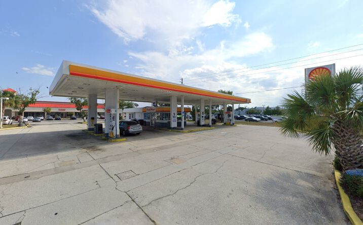 Pictures of Retail property located at 10716 Atlantic Blvd, Jacksonville, FL 32225 for sales - image #1