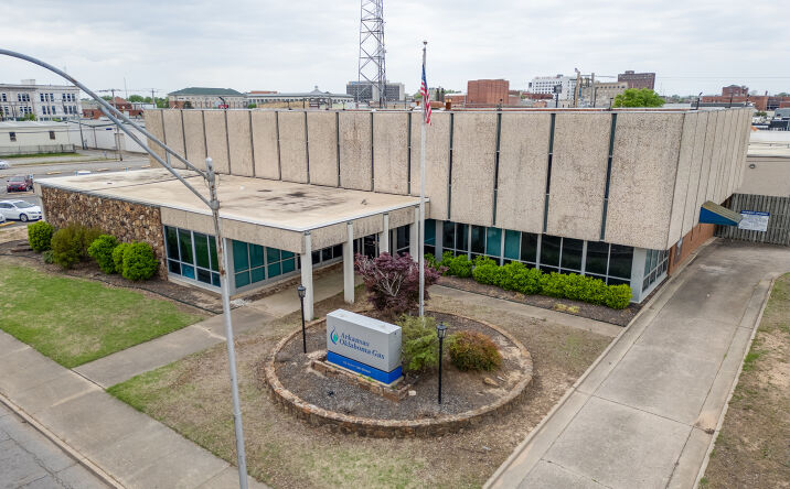 Pictures of Office property located at 115 N 12th St, Fort Smith, AR 72901 for sales - image #1