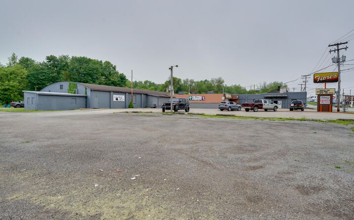 Pictures of Mixed Use property located at 421 W Broadway Street, New Lexington, OH 43764 for sales - image #1