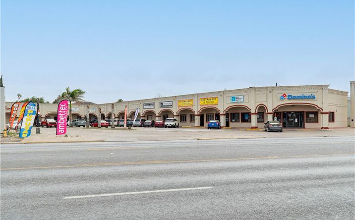 Pictures of Office, Retail property located at 401 Hooks Avenue, Donna, TX 78537 for sales - image #1
