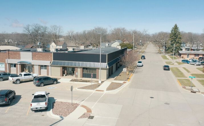 Pictures of Retail, Office property located at 506 Clark St, Charles City, IA 50616 for sales - image #1