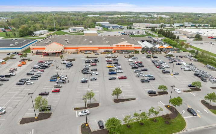 Pictures of Retail property located at 6235 Lima Rd, Fort Wayne, IN 46818 for sales - image #1