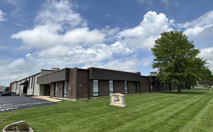 Pictures of Industrial property located at 1717 Fenpark Dr, Fenton, MO 63026 for sales - image #1