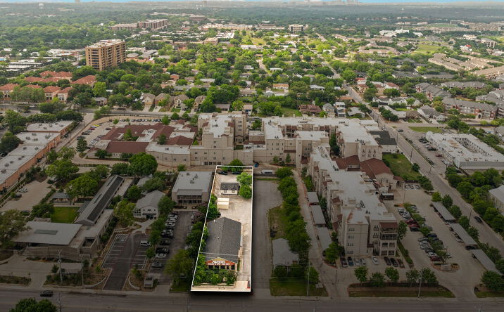 Pictures of Mixed Use, Office, Retail property located at 202 W Sunset Rd, San Antonio, TX 78209 for sales - image #1