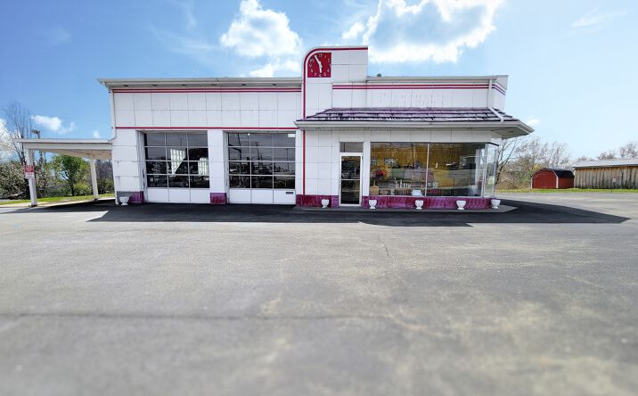 Pictures of Retail, Industrial property located at 11380 Lincoln Hwy, North Huntingdon, PA 15642 for sales - image #1