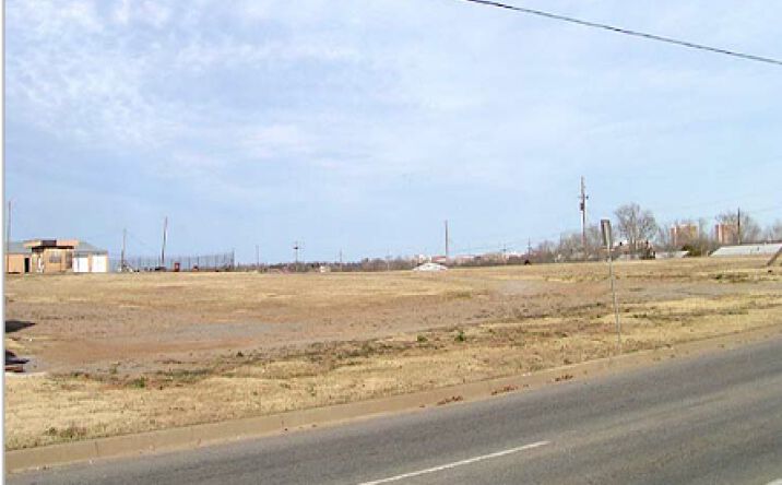 Pictures of Land, Self Storage property located at 4511 SW Lee Blvd, Lawton, OK 73505 for sales - image #1