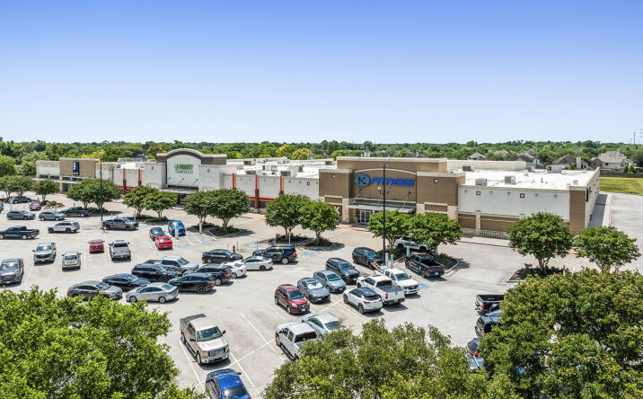 Pictures of Retail property located at 5952 Fairmont Pkwy, Pasadena, TX 77505 for sales - image #1
