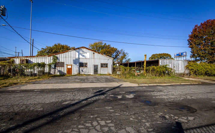 Pictures of Industrial property located at 1109 Pine St, North Little Rock, AR 72114 for sales - image #1