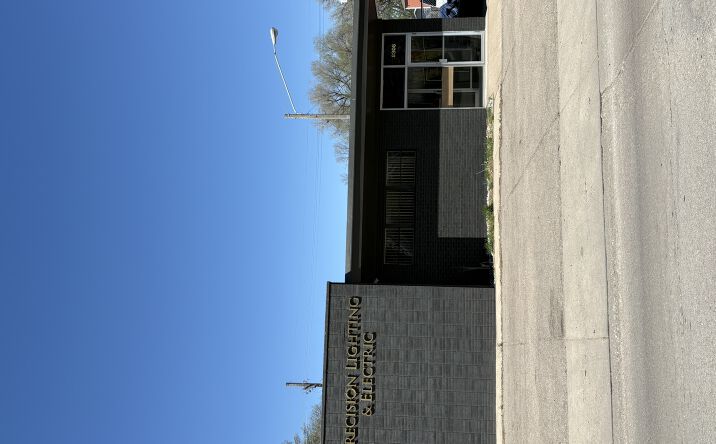 Pictures of Office, Retail property located at 2308 N Broadwell Ave, Grand Island, NE 68803 for sales - image #1