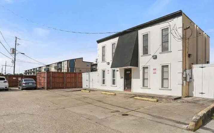 Pictures of Office property located at 2882 Cleary Ave, Metairie, LA 70002 for sales - image #1
