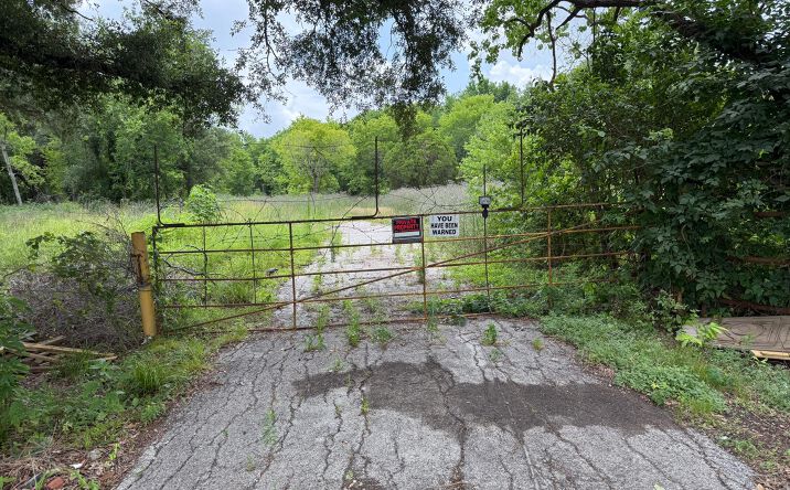 Pictures of Land property located at 3014 Fuqua St Houston, TX 77047, Houston, TX 77047 for sales - image #1