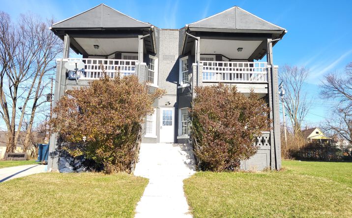 Pictures of Multifamily property located at 1825 Lakeview Road, East Cleveland, OH 44112 for sales - image #1