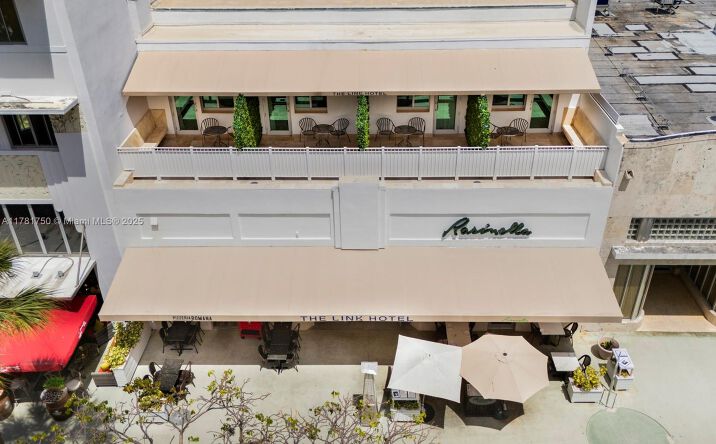 Pictures of Mixed Use, Hospitality, Retail property located at 533 Lincoln Rd, Miami Beach, FL 33139 for sales - image #1