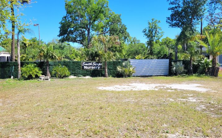 Pictures of Land property located at 7513 Edgewater Dr, Orlando, FL 32810 for sales - image #1
