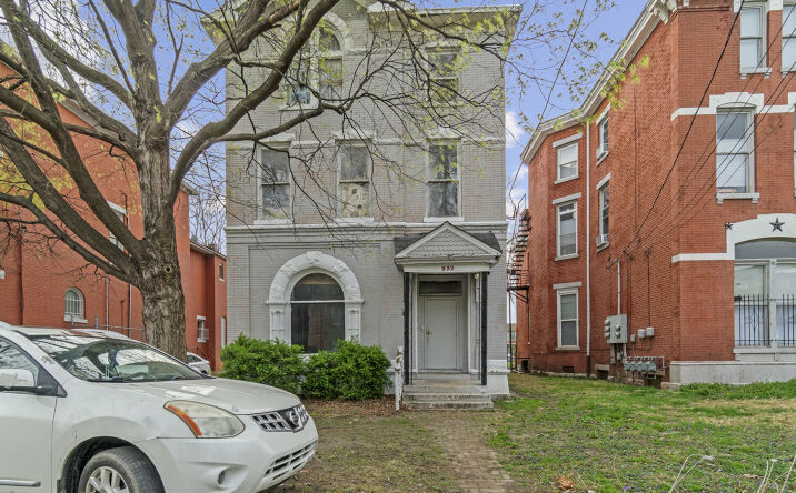 Pictures of Multifamily property located at 932 S 1st St, Louisville, KY 40203 for sales - image #1