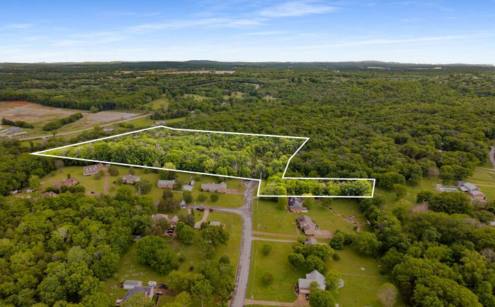 Pictures of Land property located at Canterbury Trail, Mt. Juliet, TN 37122 for sales - image #1