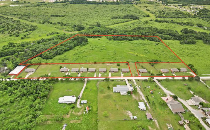 Pictures of Land, Multifamily property located at 3227 County Rd 2004, Corsicana, TX 75110 for sales - image #1