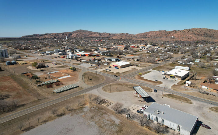 Pictures of Retail property located at 215 East 1st street, Granite, OK 73547 for sales - image #1