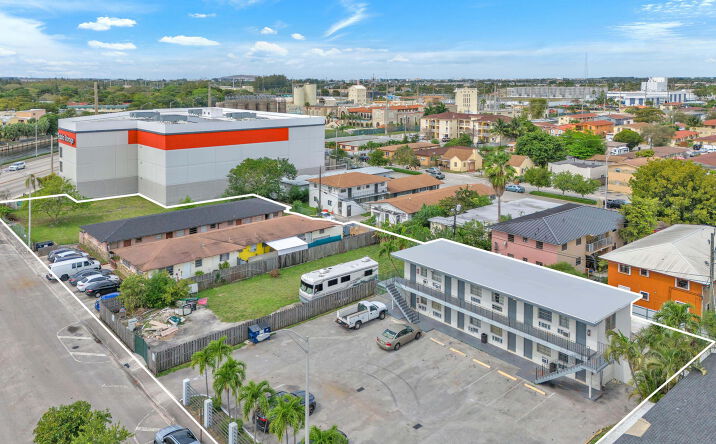Pictures of Land property located at 157 W 5th St, Hialeah, FL 33010 for sales - image #1