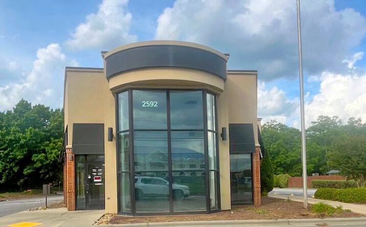 Pictures of Retail property located at 2592 W Roosevelt Blvd, Monroe, NC 28110 for sales - image #1