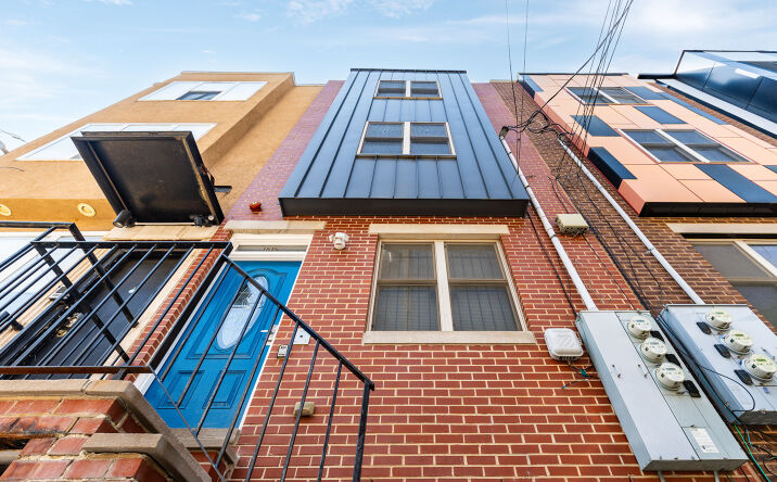Pictures of Multifamily property located at 1612 N SYDENHAM, Philadelphia, PA 19121 for sales - image #1