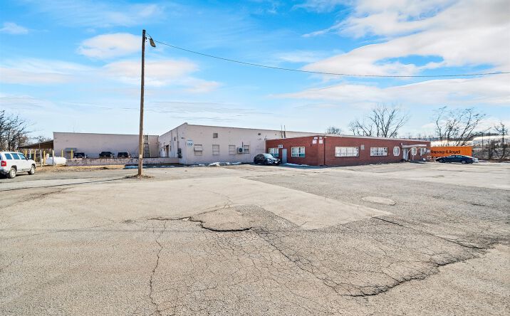 Pictures of Industrial property located at 110 Industrial Rd, New Windsor, NY 12553 for sales - image #1