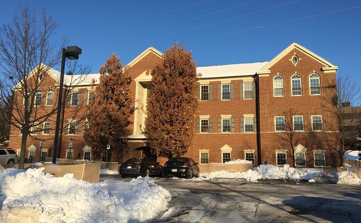 Pictures of Office property located at 121 W Long Lake Rd, Bloomfield Hills, MI 48304 for sales - image #1