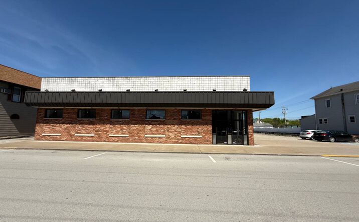 Pictures of Office property located at 106 Market St, Carmichaels, PA 15320 for sales - image #1