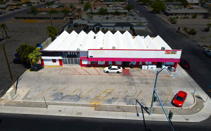 Pictures of Retail property located at 2610 E Lake Mead Blvd, Las Vegas, NV 89030 for sales - image #1