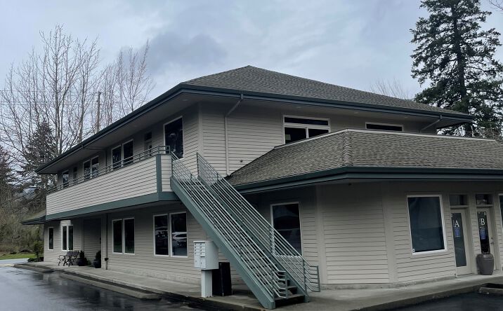 Pictures of Office property located at 320 3rd Ave NE, Issaquah, WA 98027 for sales - image #1