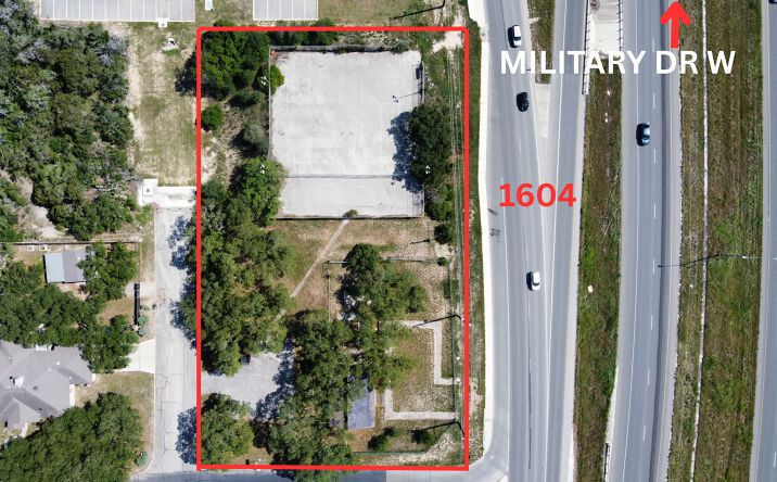image of property at 11822 KILMARNOCH LN San Antonio TX 78251-3303