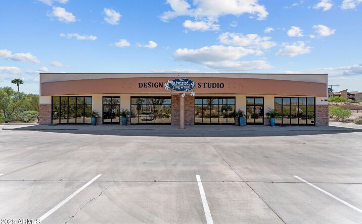 Pictures of Retail property located at 1120 N Tegner St, Wickenburg, AZ 85390 for sales - image #1