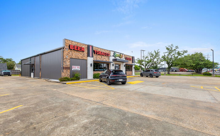 Pictures of Special Purpose property located at 3800 Ryan Street, Lake Charles, LA 70605 for sales - image #1