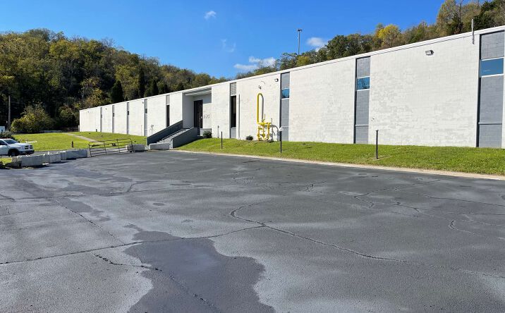 Pictures of Industrial property located at 2181 Grand Ave, Cincinnati, OH 45214 for sales - image #1