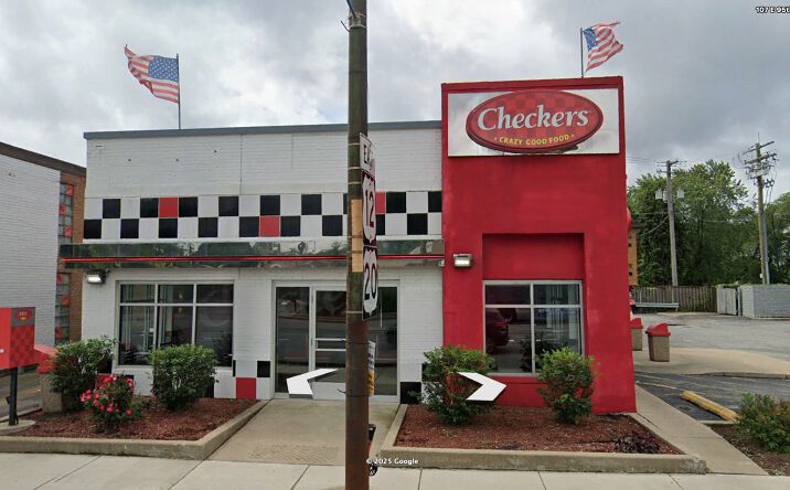 Pictures of Retail property located at 107 E 95th St, Chicago, IL 60619 for sales - image #1