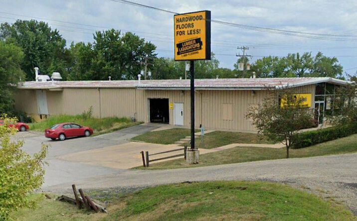 Pictures of Retail, Industrial property located at 1467 N Main St, East Peoria, IL 61611 for sales - image #1