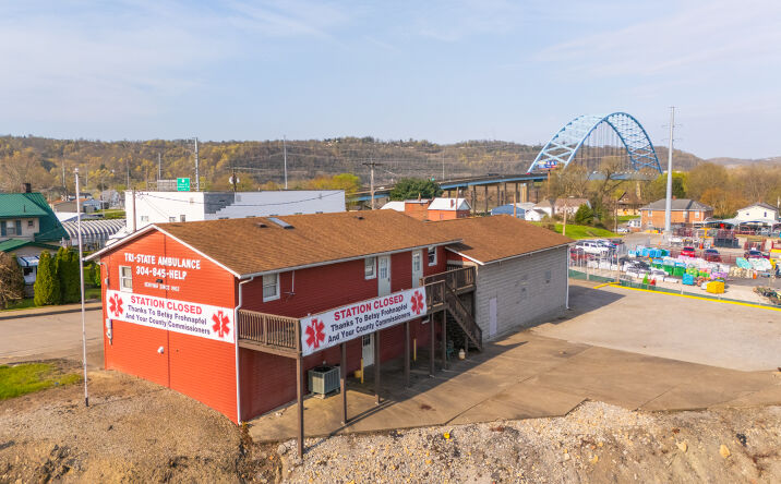 Pictures of Mixed Use property located at 402 11th St, Moundsville, WV 26041 for sales - image #1