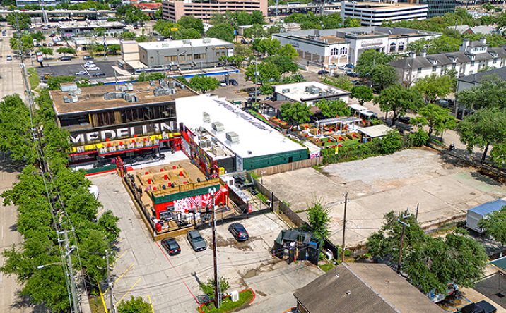 Pictures of Retail property located at 2303 Smith Street, Houston, TX 77006 for sales - image #1