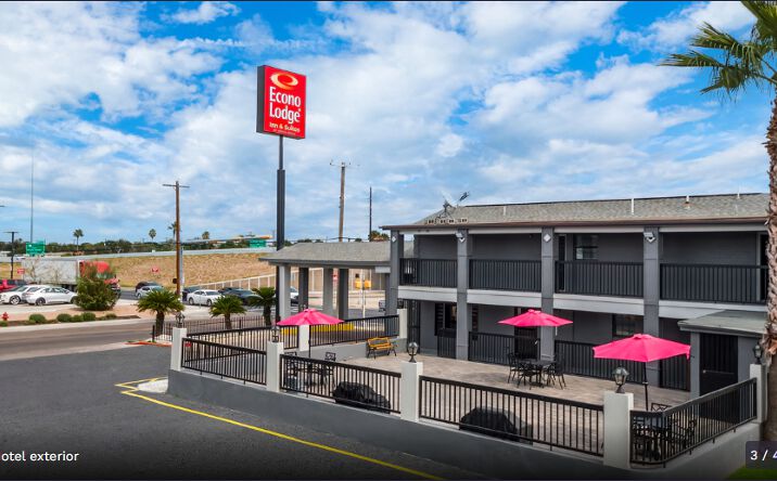 Pictures of Hospitality property located at 2620 Santa Ursula Ave, Laredo, TX 78040 for sales - image #1