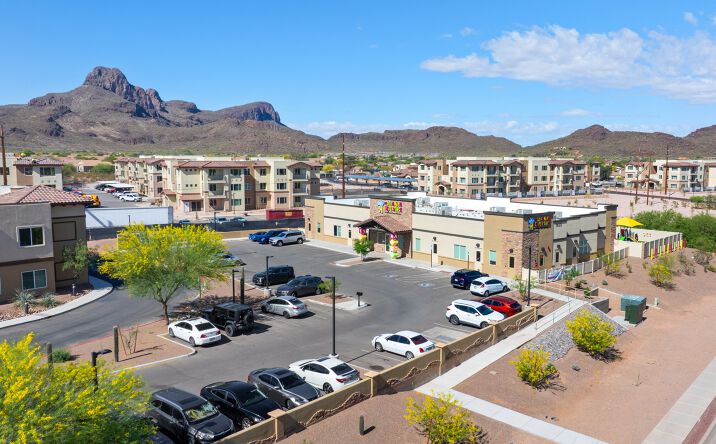 Pictures of Retail property located at 8693 N Silverbell Rd, Tucson, AZ 85743 for sales - image #1