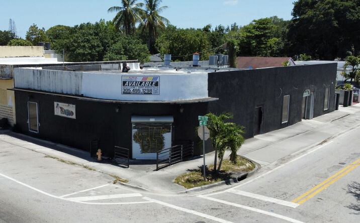 Pictures of Industrial, Retail property located at 360 NW 71st St, Miami, FL 33150 for sales - image #1