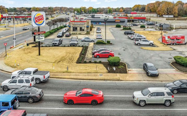 Pictures of Retail property located at 5305 Winchester Rd, Memphis, TN 38118 for sales - image #1